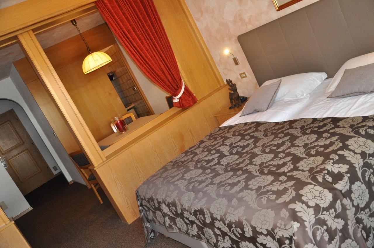 Hotel Anda Pozza di Fassa